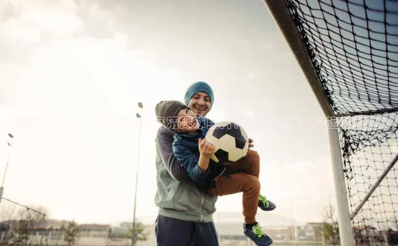 辉达平台登录入口阿里尔公司《激动人心！足球运动员高清踩球照片，让你感受真实运动魅力》